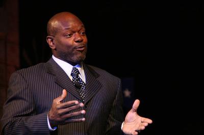 Meet Emmitt Smith, the famous American football player