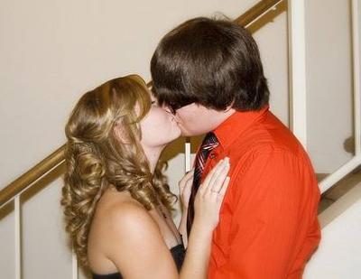 Kissing Dares are always tempting