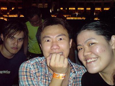 His GF is dared to kiss someone else