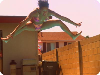 The guys opened the bikini knot without her knowing... Right before the jump!