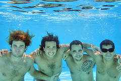 underwater grimasses good looking men